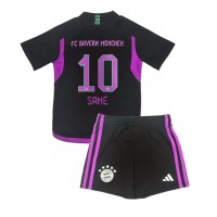 Camisa de time de futebol Bayern Munich Leroy Sane #10 Replicas 2º Equipamento Infantil 2023-24 Manga Curta (+ Calças curtas)